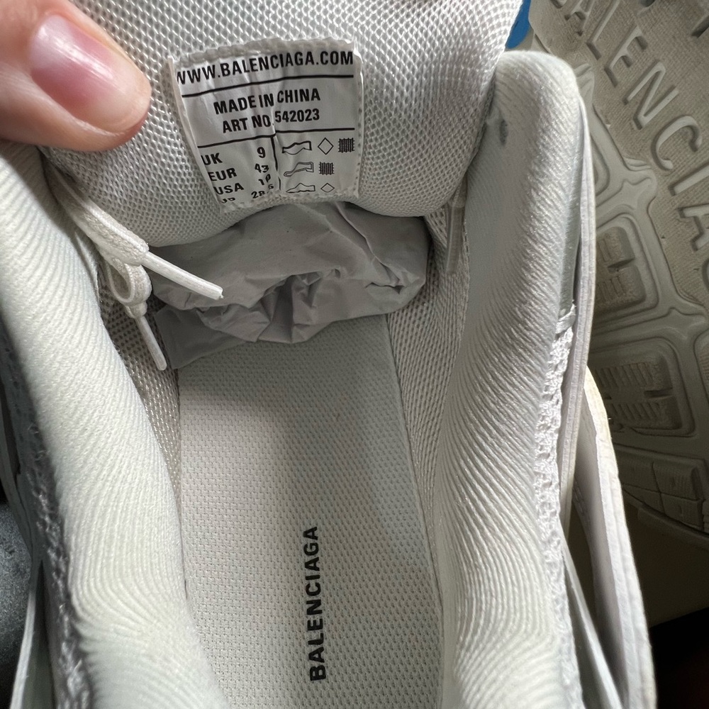 BALENCIAGA
Track Sneakers - Picture 4 of 12